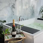 Apartament Jacuzzi