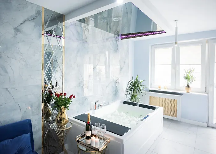 Apartament Jacuzzi Apartment *