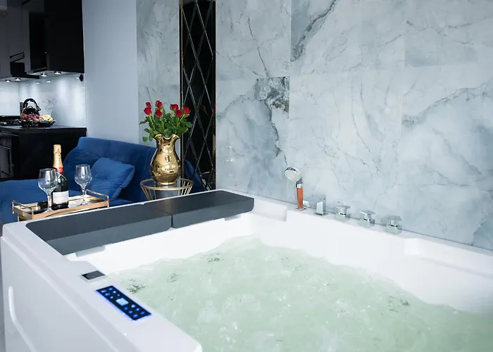 Apartment Apartament Jacuzzi Gdynia